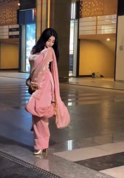 Trending Jimmy Choo Nazakat Edition