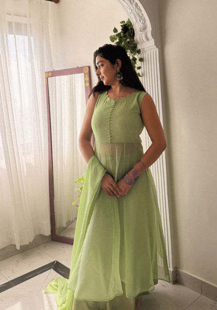 90s Bollywood Dream Anarkali 💚